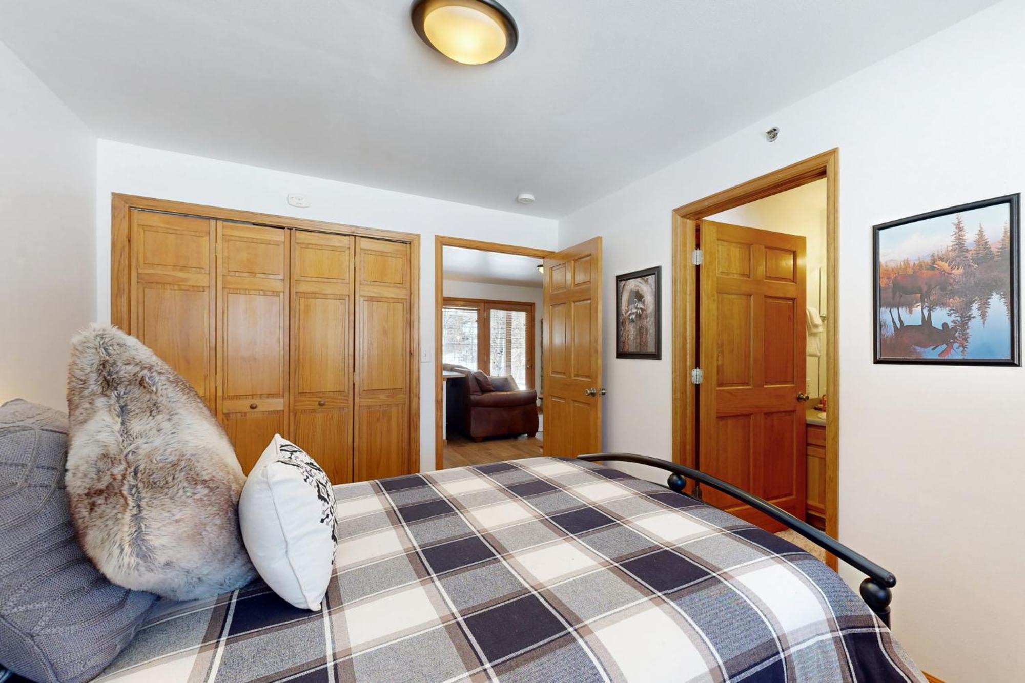 Riverview Condos Grand Lake Room photo