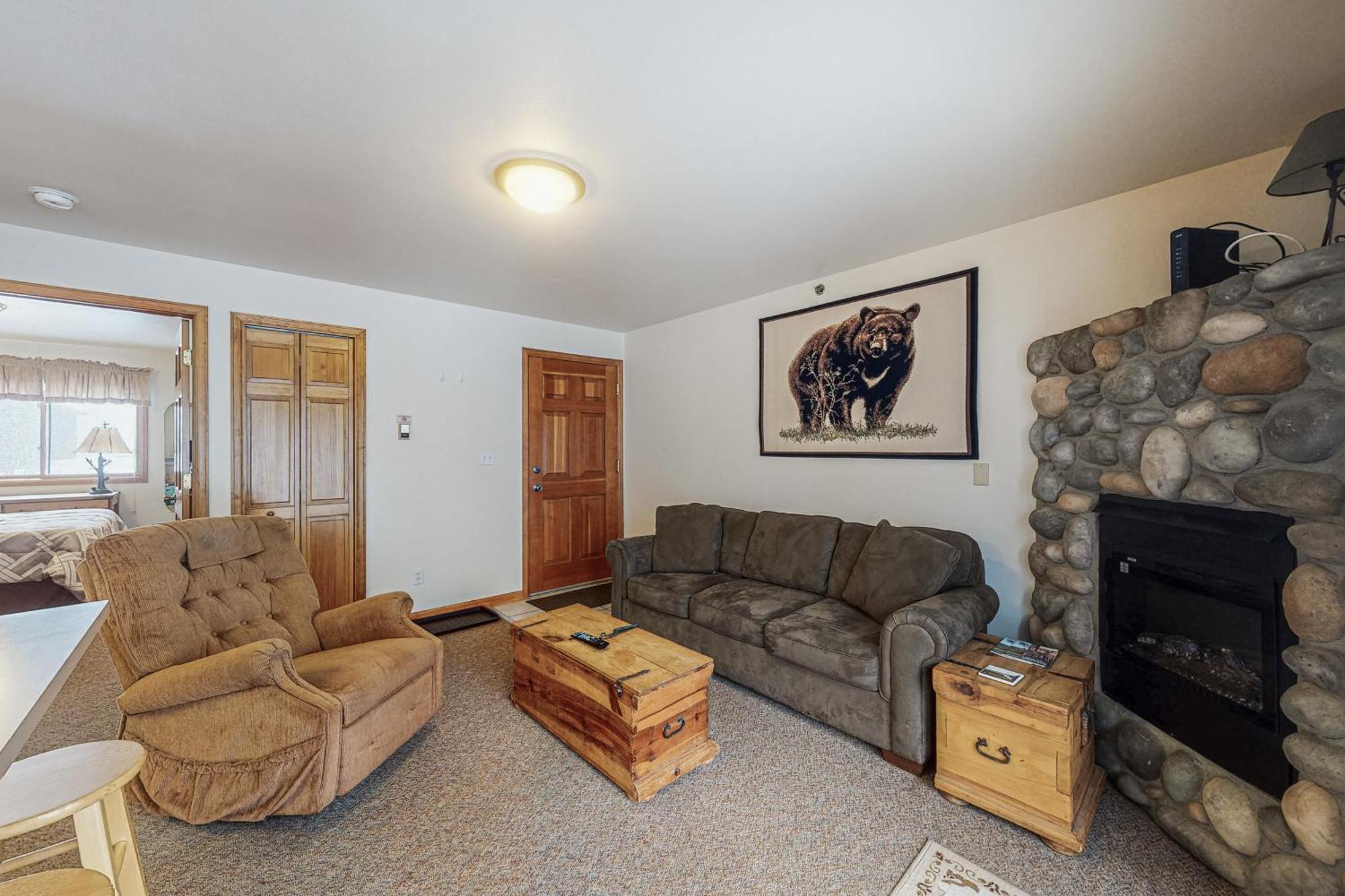 Riverview Condos Grand Lake Room photo
